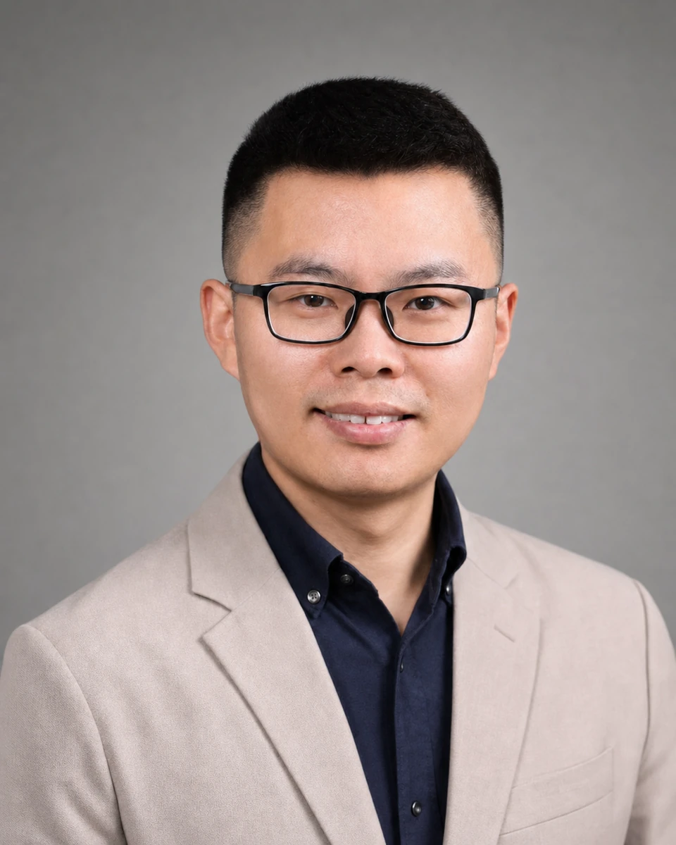 Portrait of CSO Dr. Xinfeng Hou